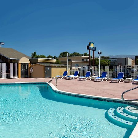 Days Inn By Wyndham Ukiah Bagian luar foto