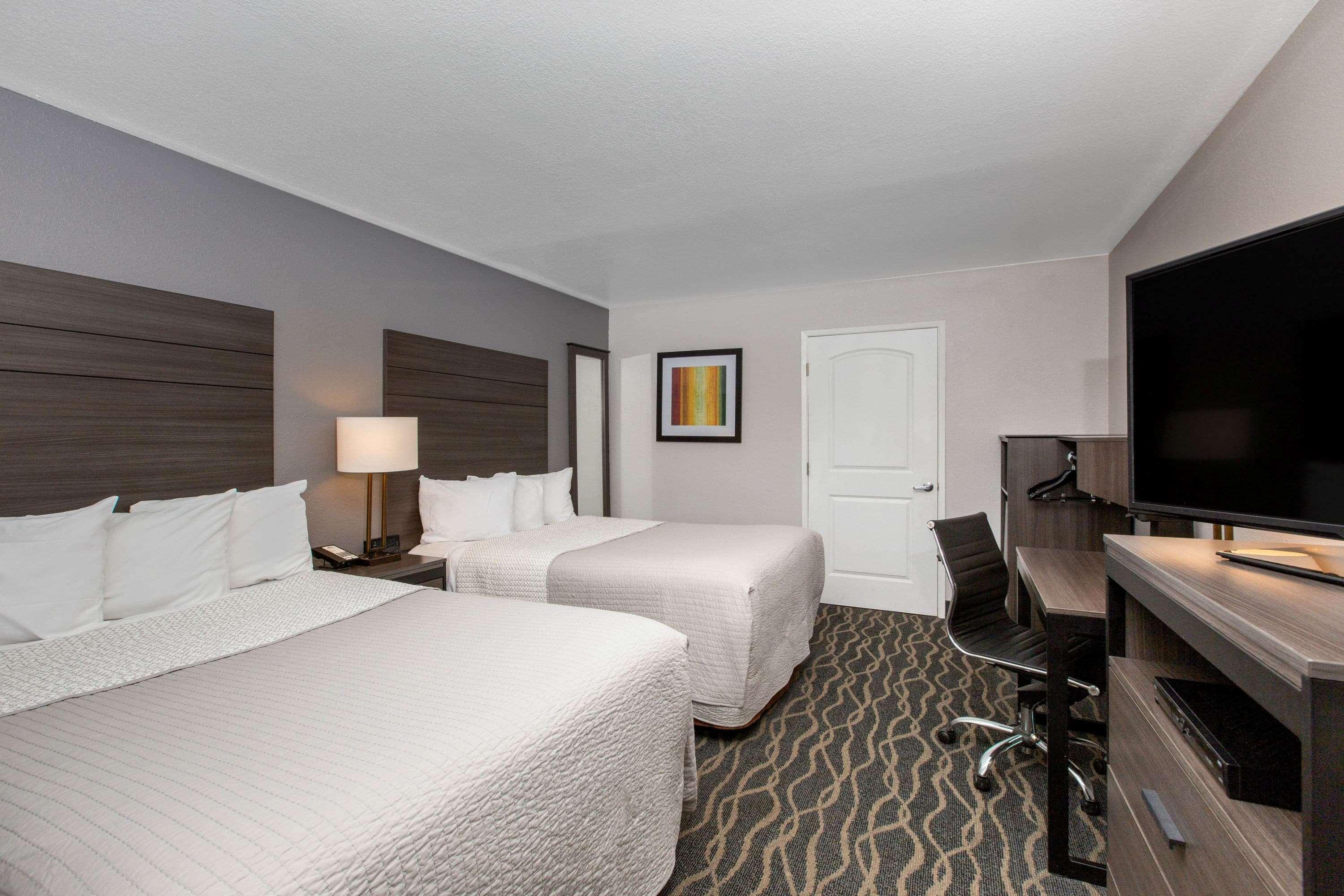 Days Inn By Wyndham Ukiah Bagian luar foto