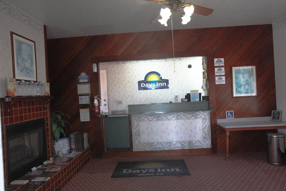 Days Inn By Wyndham Ukiah Bagian luar foto